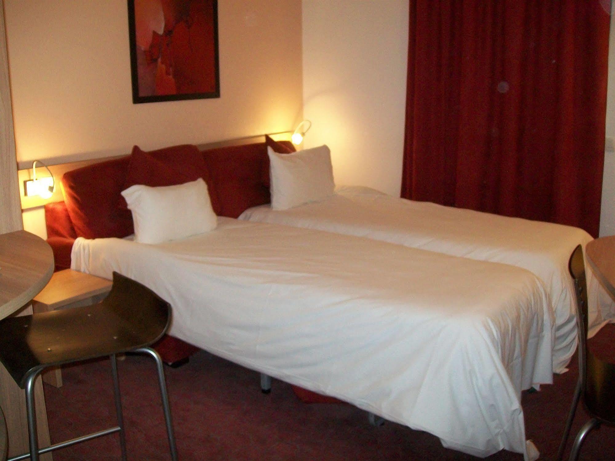 Canal Suites Pantin Eksteriør bilde
