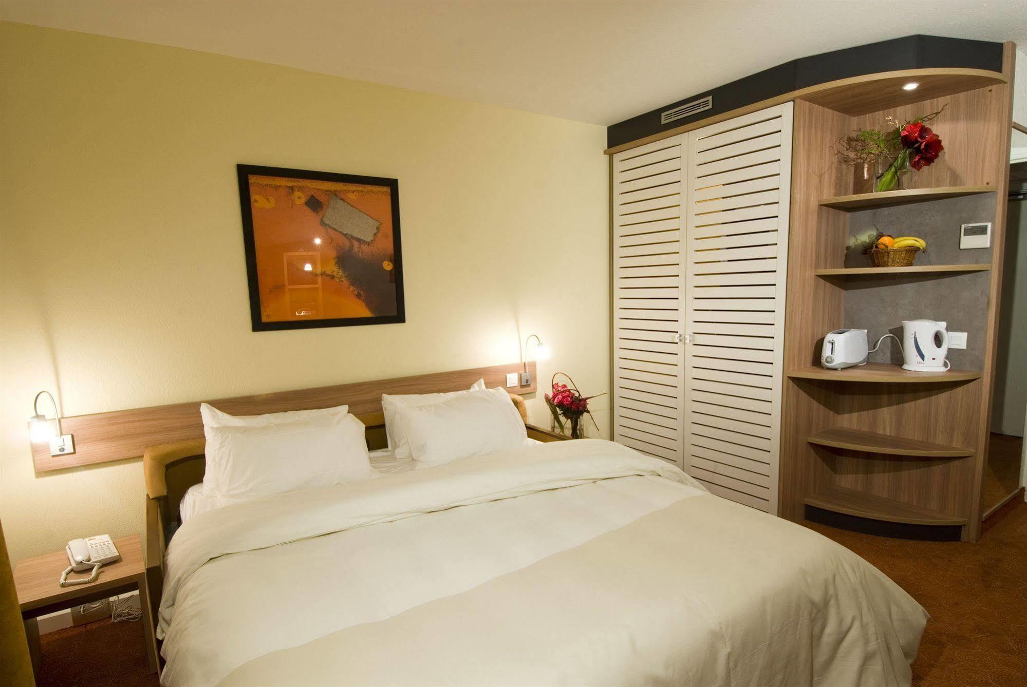 Canal Suites Pantin Eksteriør bilde